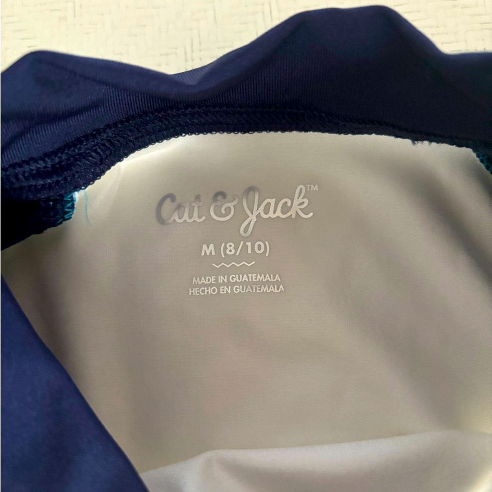 Long Sleeve Rashguard - Picture 2 of 2
